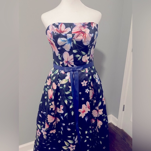 NWT Never Worn Marchesa Notte Mikado Strapless Navy Floral Tea Length Gown Sz 6 - Picture 2 of 9